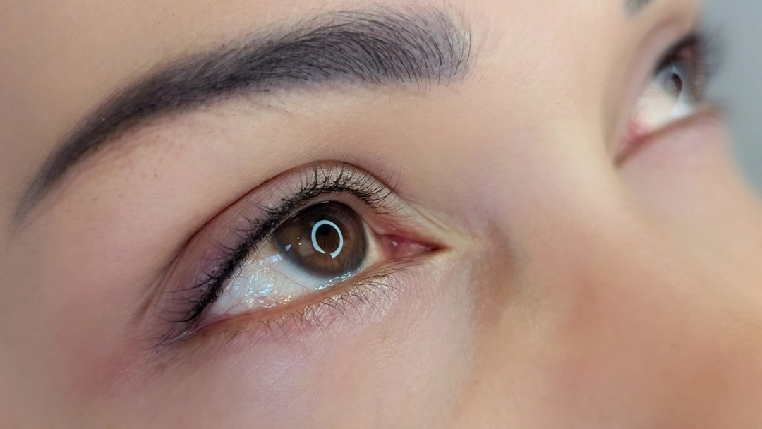 Tatuering Ögonlinje